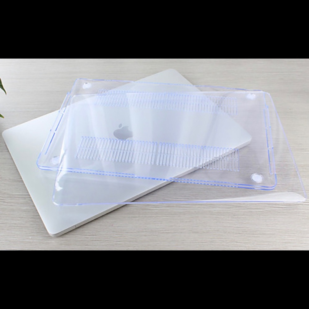 MacBook Air hard shell case and keyboard cover 13”